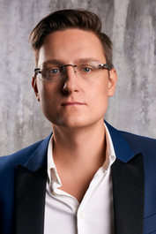 Олег Громов 